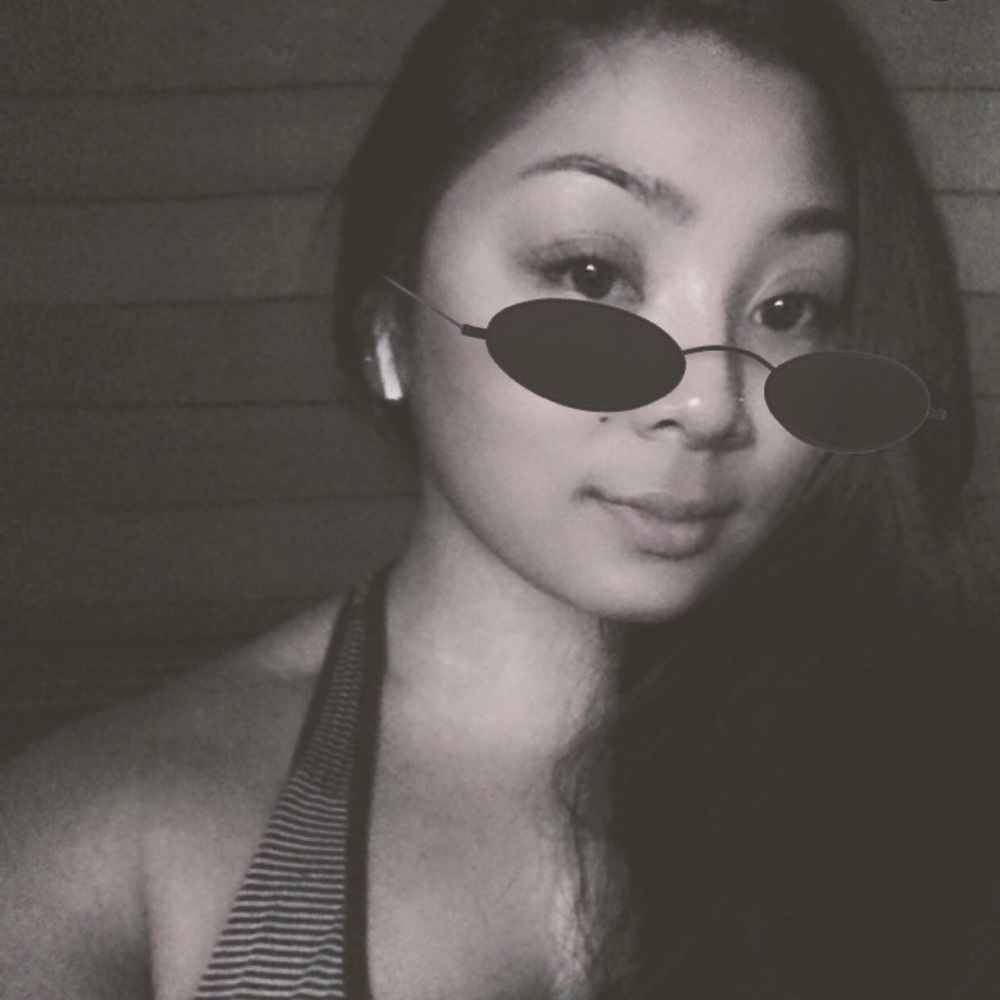 Meet your Posher, Lala